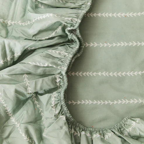 Kabode - Organic Cot Fitted Sheet - Vine Mint