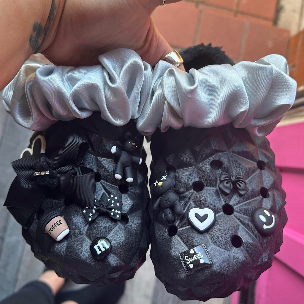 Croc strap scrunchies