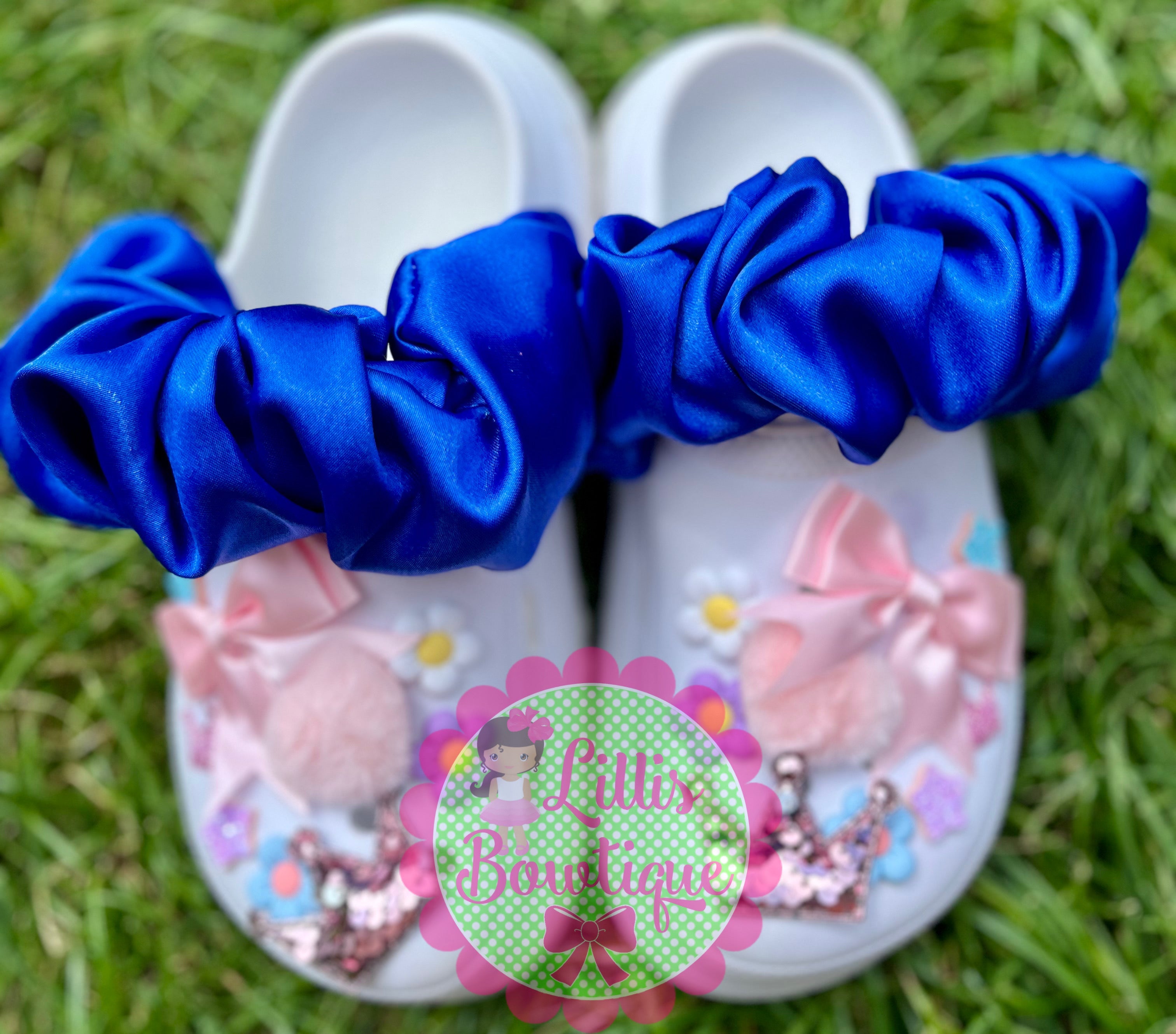 Croc strap scrunchies