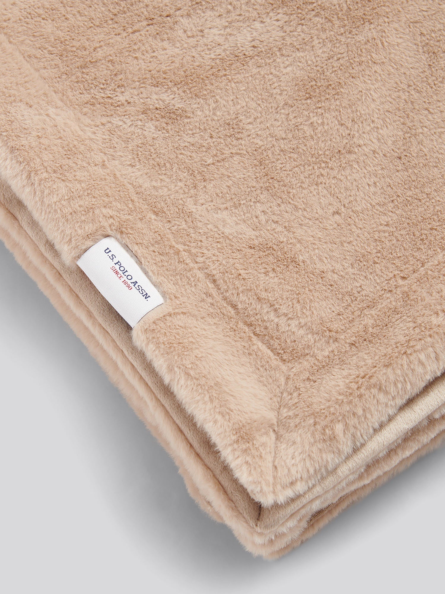 Premium Fleece Throw Camel