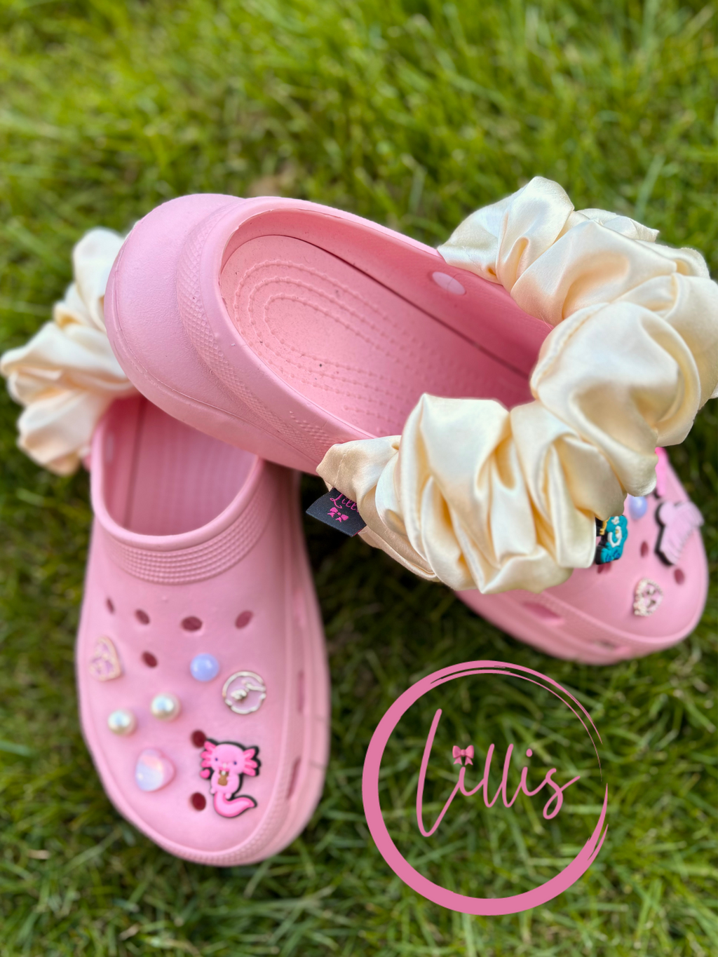 Croc strap scrunchies