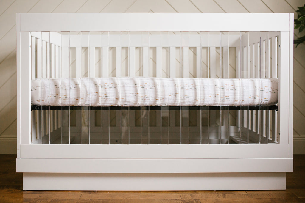 Lulujo - Cotton Fitted Cot  Sheet - Fish (135cm x 70cm)