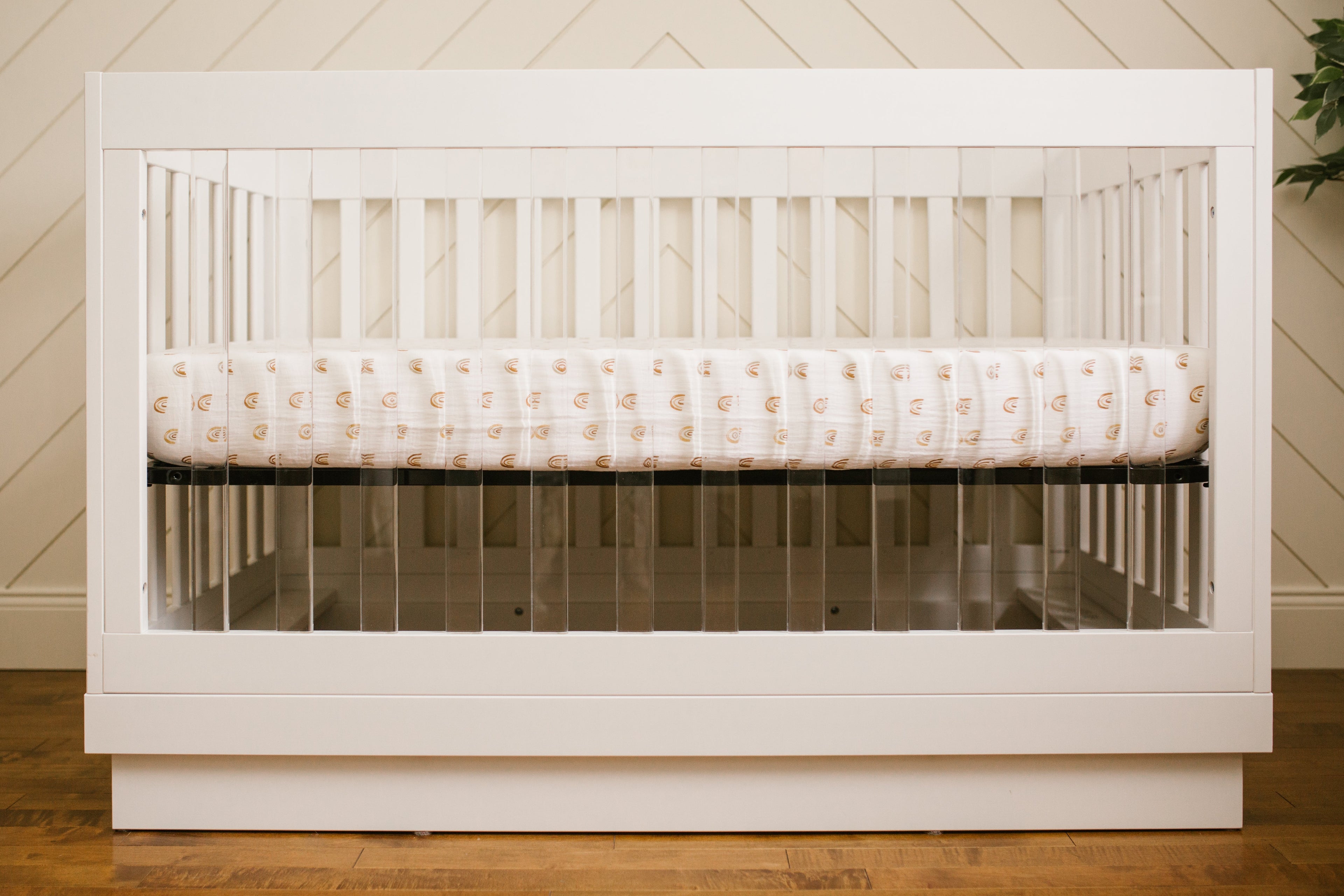 Lulujo - Cotton Fitted Cot  Sheet - Rainbows (135cm x 70cm)