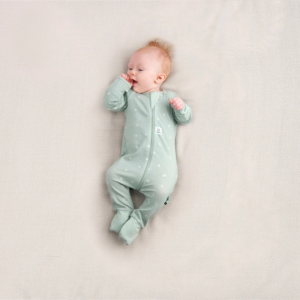 ergoPouch - Organic Layers Long Sleeve Babygrow Sage - Mild 0.2 TOG