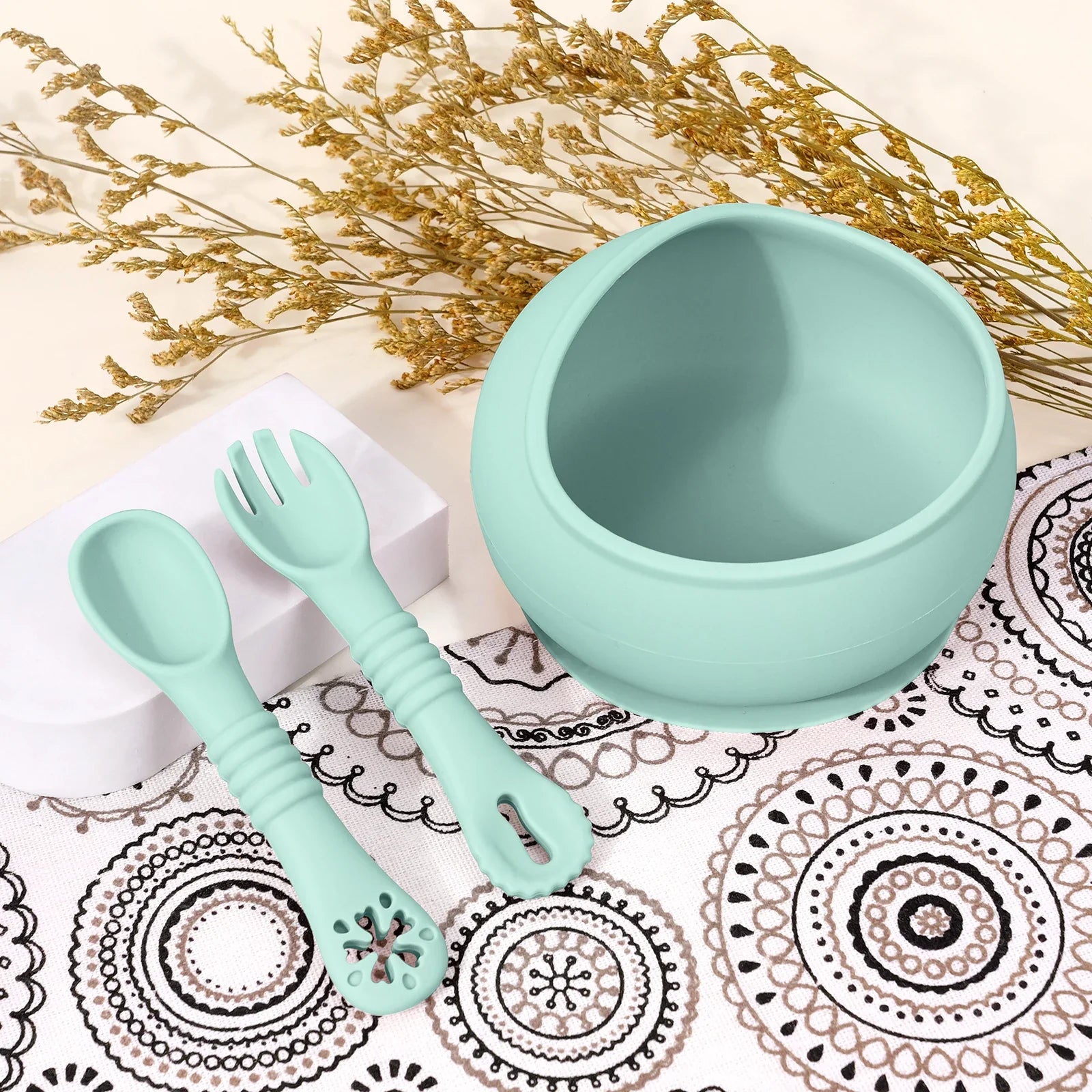 Food-Grade Silicone Baby Feeding Set - Suction Bowl & Spoon
