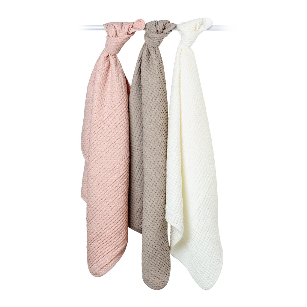 Lulujo -  Waffle Blanket - Pink Ballet Slipper